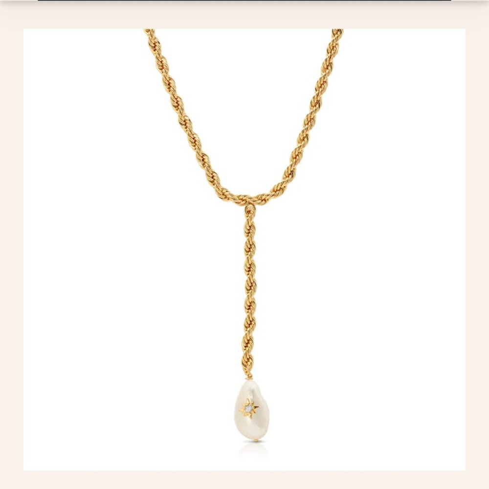 Leeada lariate necklace